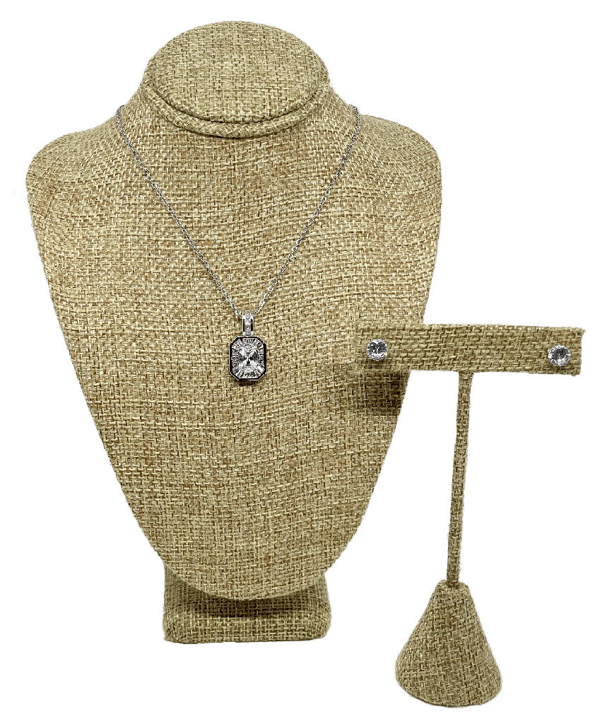 Set de collar y arete plateado con brillantitos