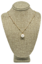 Cadena dorada de rodio con perla blanca