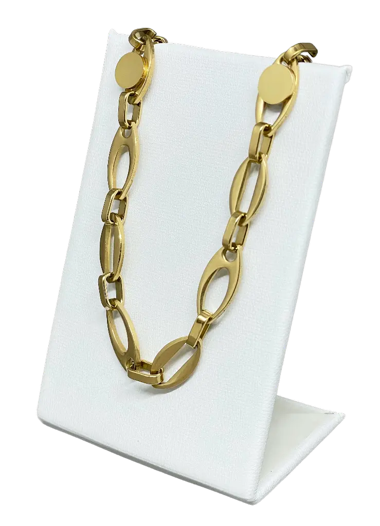 set-de-collar-y-aretes-dorados-de-acero-inoxidable-shatzi.webp