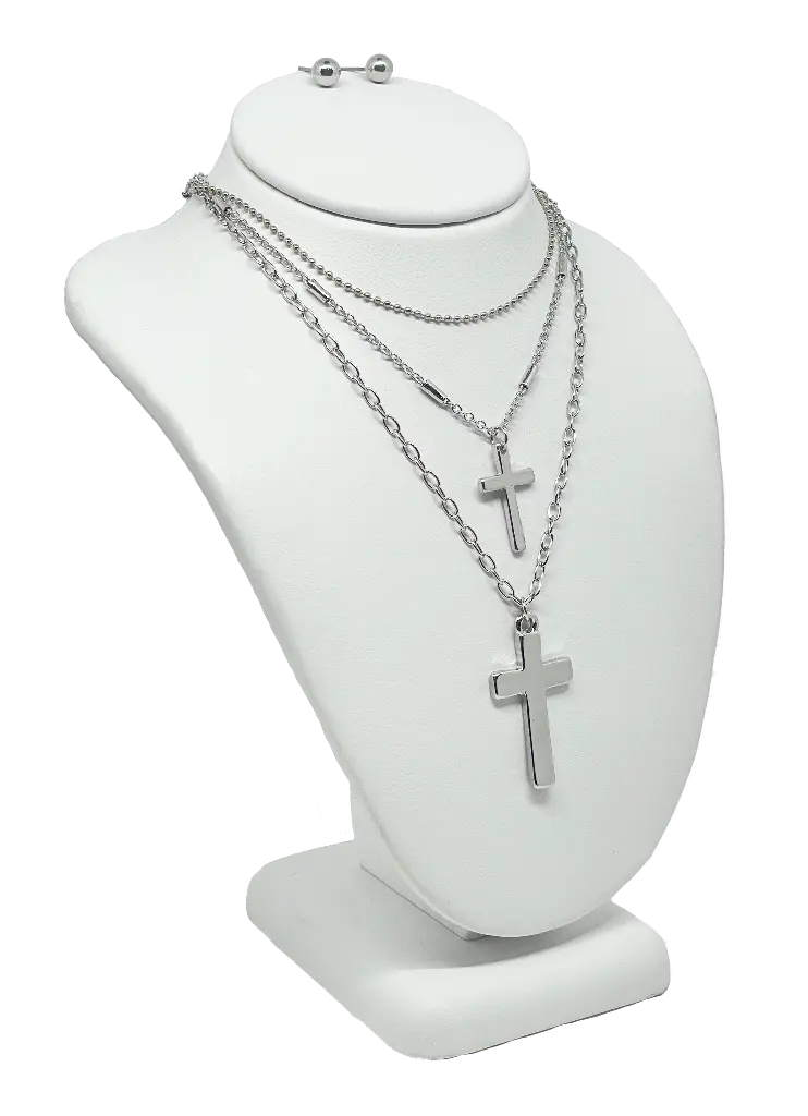 set-de-collar-y-aretes-plateado-con-dije-de-cruz-y-cadena-doble-shatzi.webp