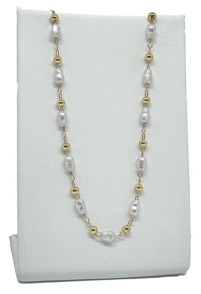 Collar con perla en dorado