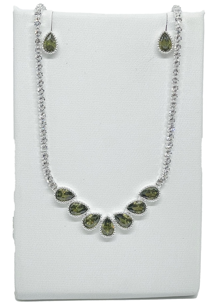 Collar y aretes de brillantitos verde