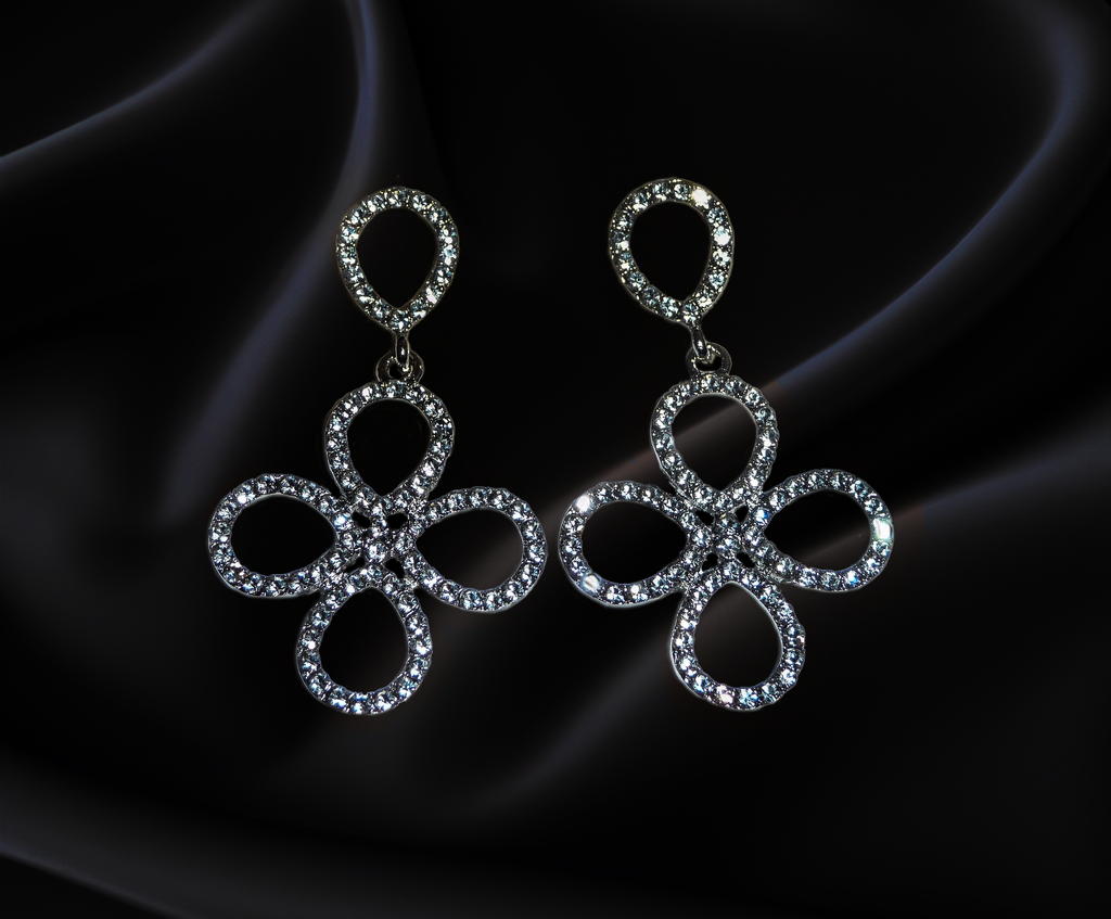 Arete con brillantito de metal