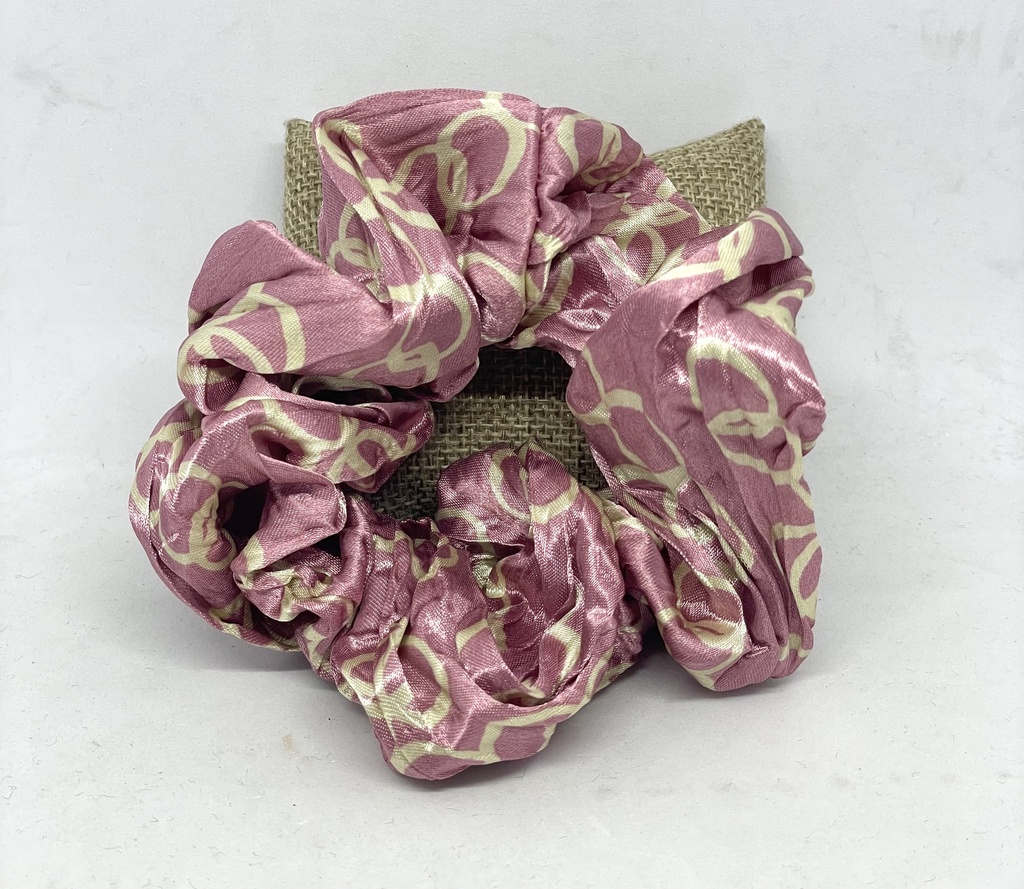 Cola con diseño - Scrunchie