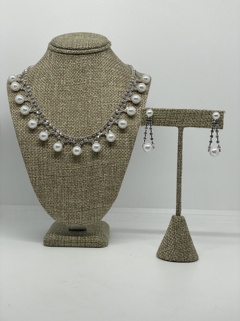 Collar y aretes de brillantito