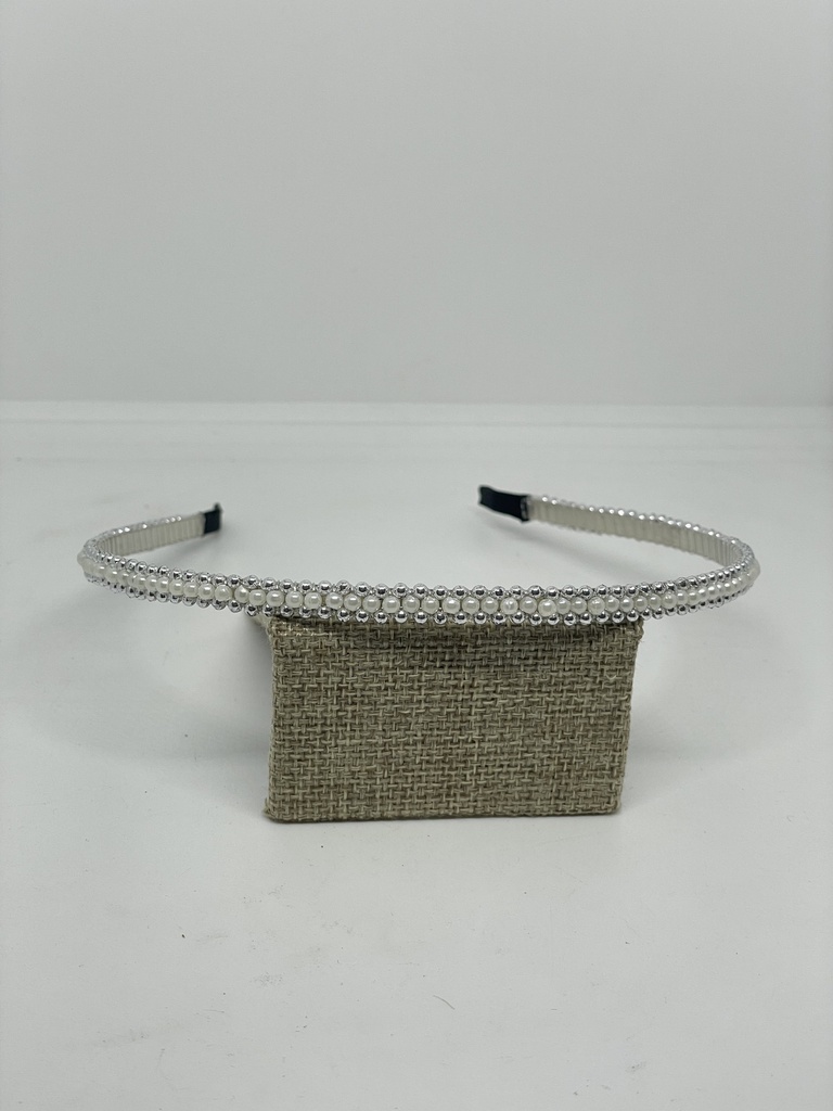 Diadema con perlas
