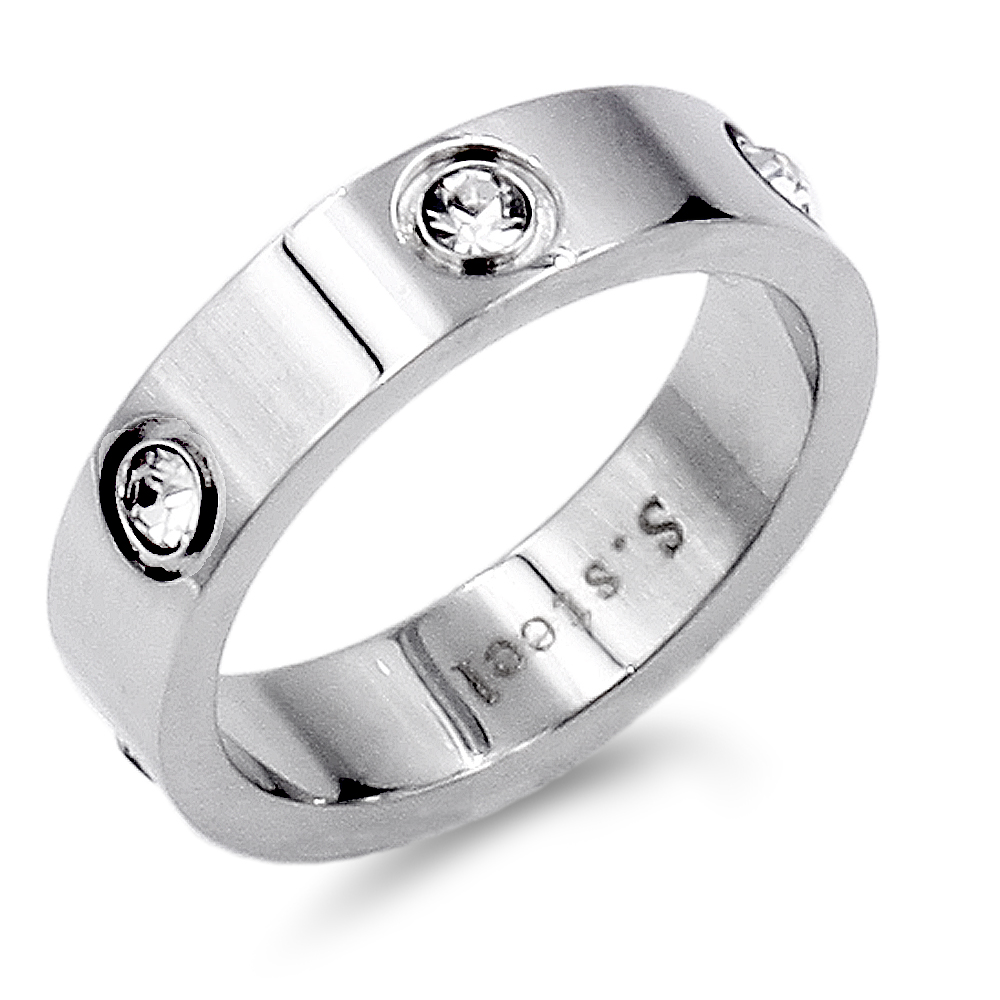 Anillo de acero inoxidable