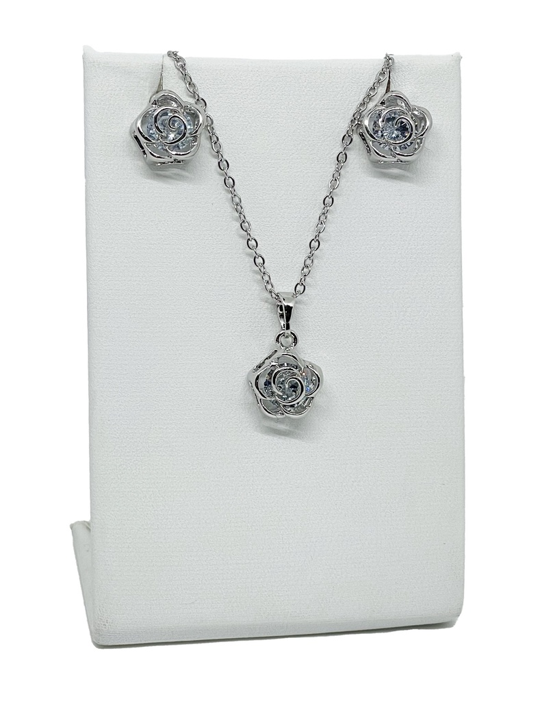 Set de collar y aretes de acero inoxidable  con brillantito
