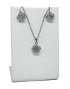 Set de collar y aretes de acero inoxidable  con brillantito