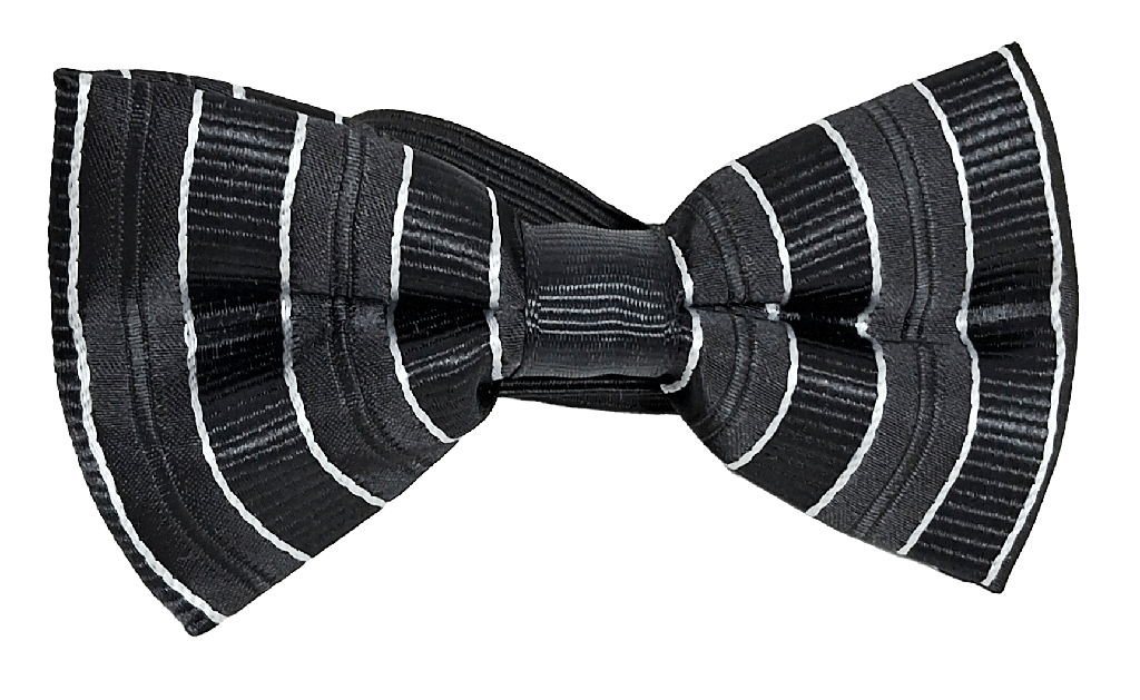 Corbatín negro con rayas blancas