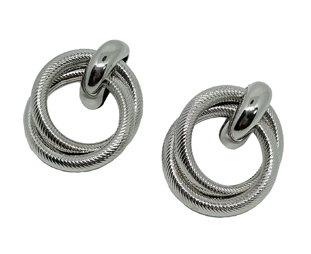 Aretes de metal 2.5 x 3.5cm
