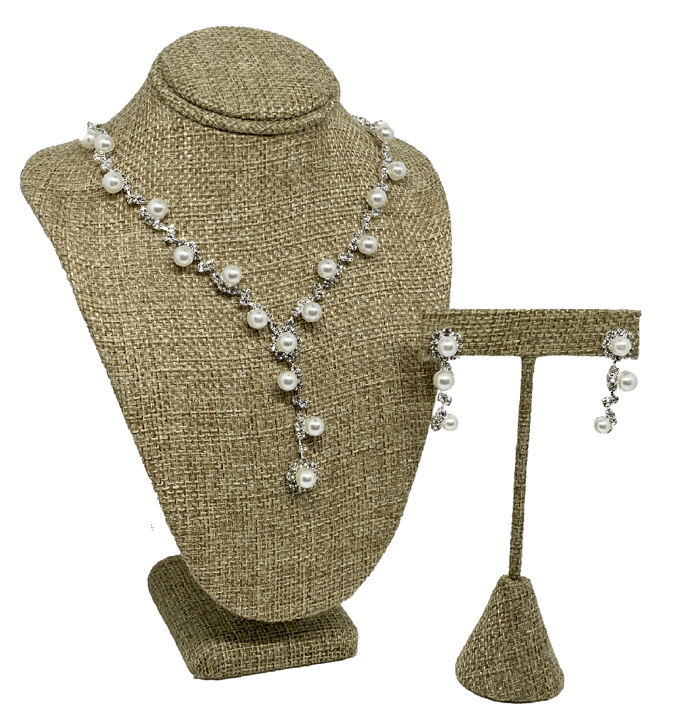 Set de collar y aretes con brillantito y perla