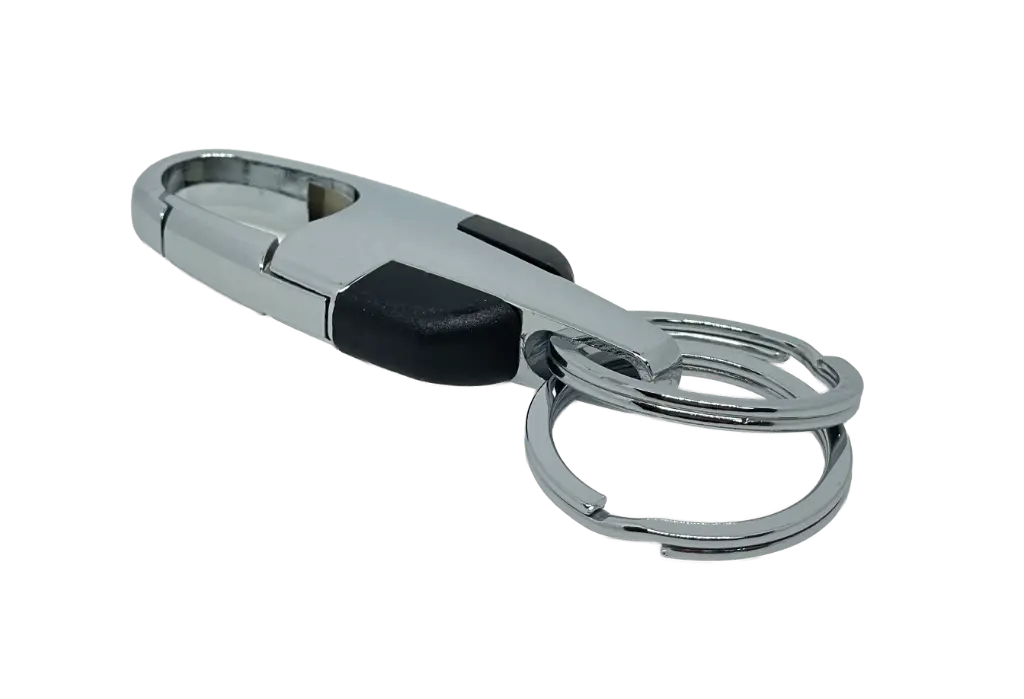 Llavero plateado con negro