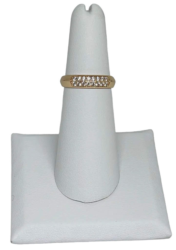 Anillo dorado de rodio con brillantito