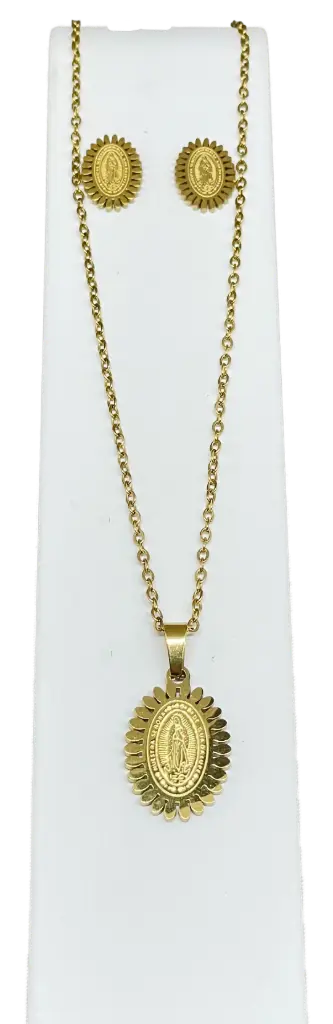 Set de collar y aretes dorado de acero inoxidable 