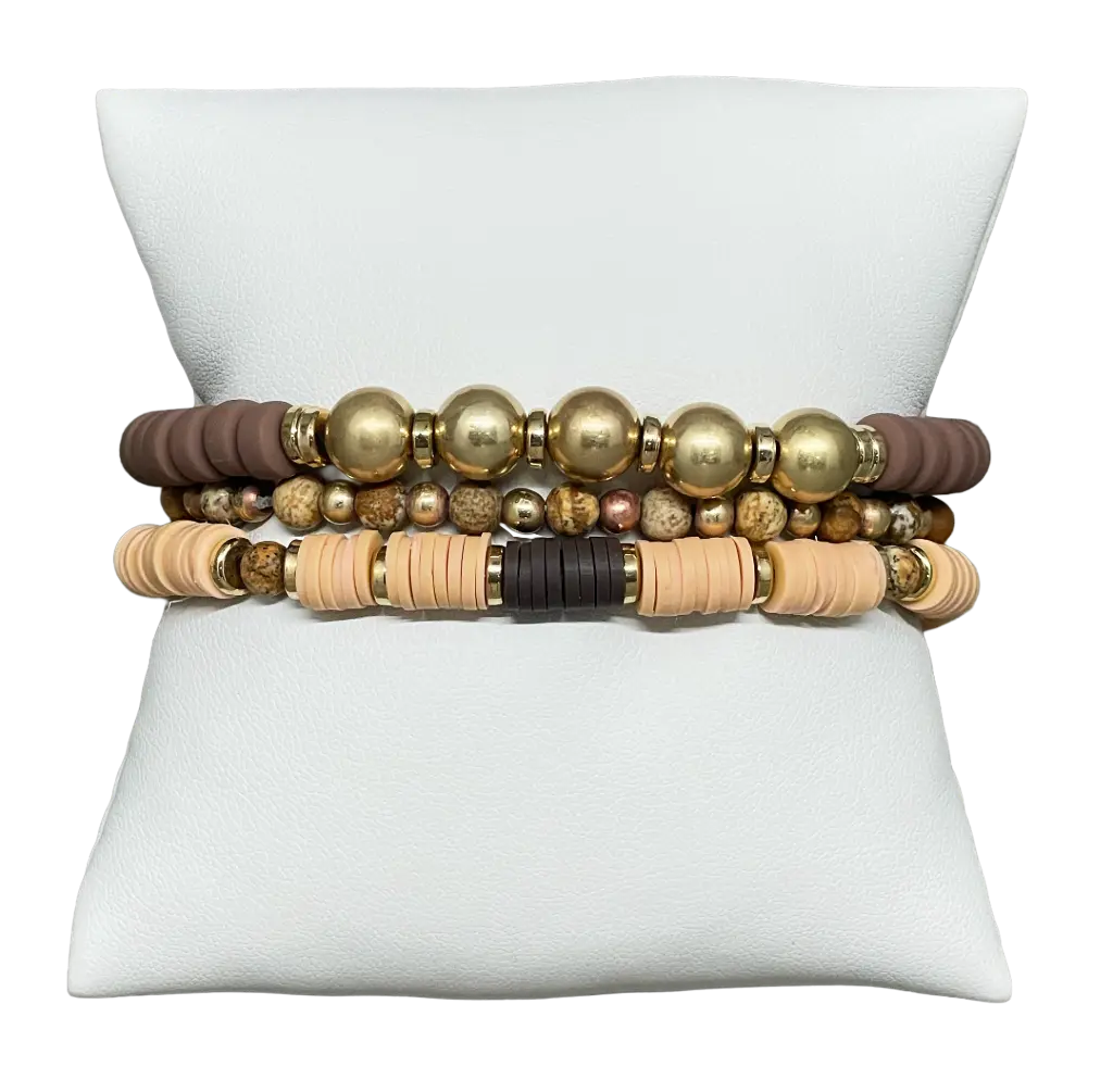 Set de pulseras cafés 