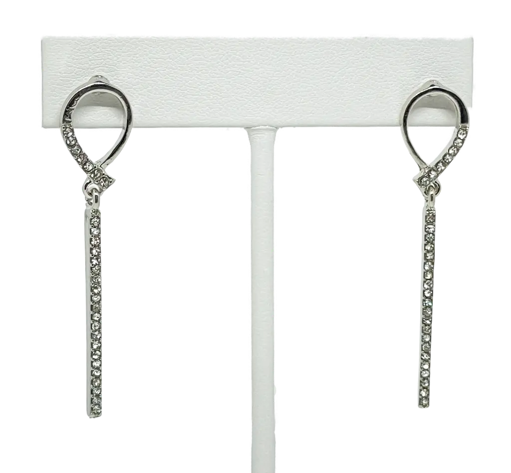 Aretes largos con brillantitos 