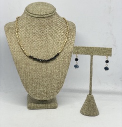 Set de collar y aretes
