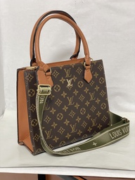 [65701] Bolsa gena de cuerina