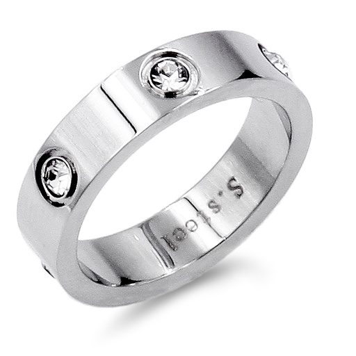 Anillo de acero inoxidable