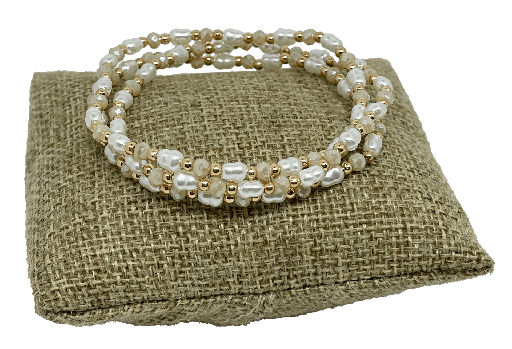 [67614] Pulsera de 3 hilos con blanco y dorado de perlas