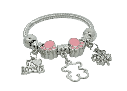Pulsera de metal con dijes de osito y trébol