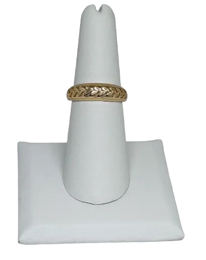 Anillo dorado de rodio