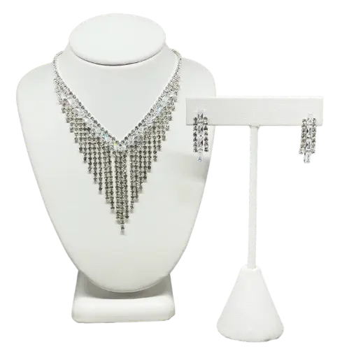 [68878] Set de collar con aretes plateado con brillantito