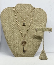 [53474] Juego de collar y aretes de llave dorado