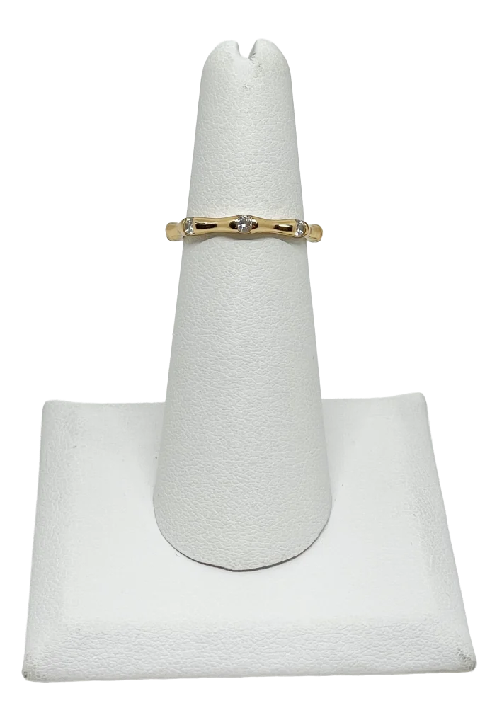 Anillo dorado de rodio