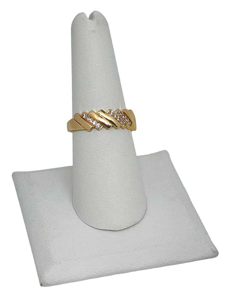 Anillo dorado de rodio con brillantitos-gallery-0