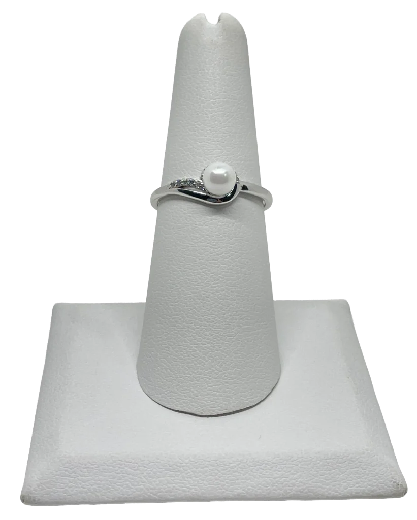 Anillo plateado de rodio con perla-gallery-0