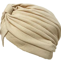 Turbante beige con diseño