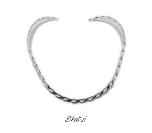 Collar omega Plateado de Fantasía