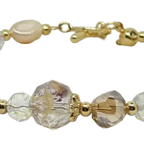 Pulsera ajustable con perlas rosadas