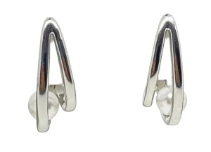 Aretes de rodio con perla