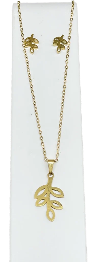 Set de collar y aretes dorado de acero inoxidable Set de collar y aretes dorado de acero inoxidable