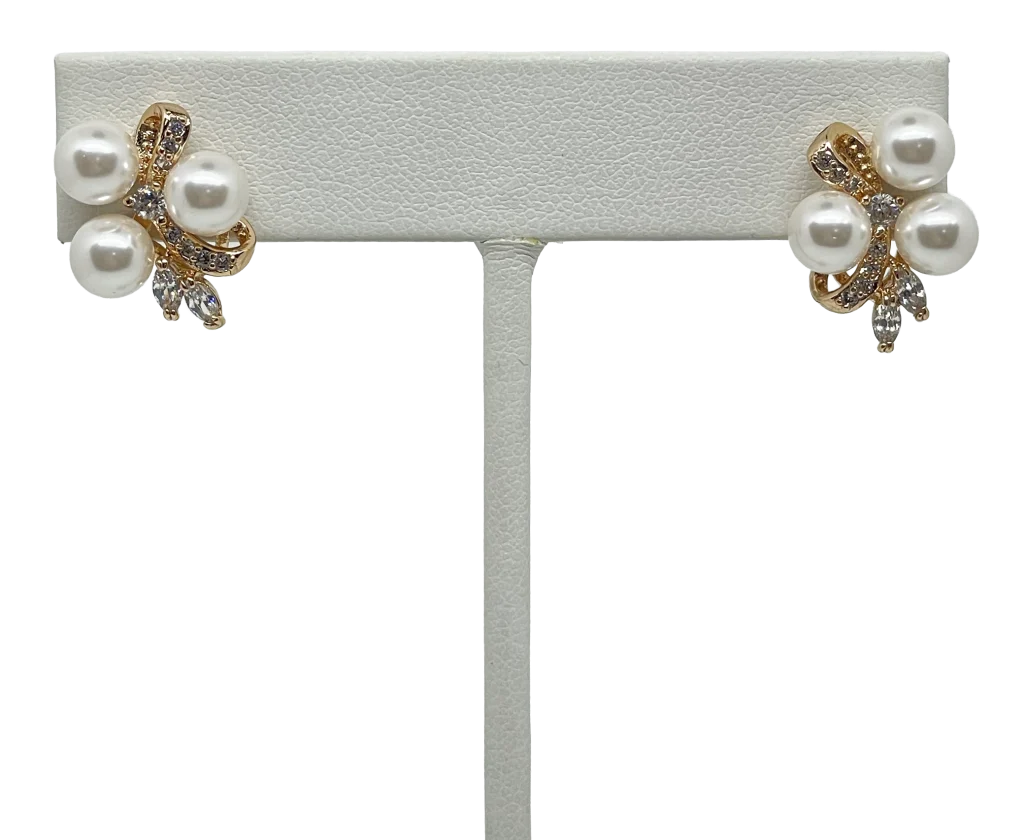 Aretes dorados de rodio con perlas