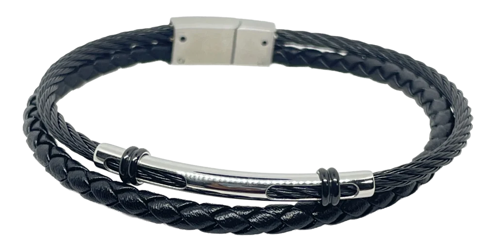 Pulsera negra de cuerina