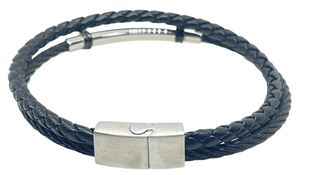 Pulsera negra de cuerina-gallery-0