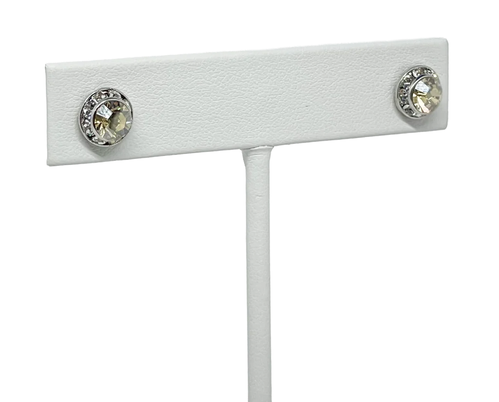 Aretes plateados y amarillos de brillantitos